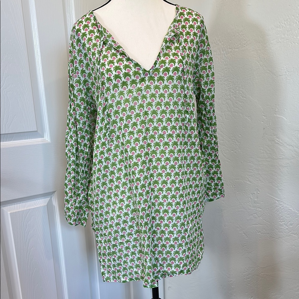 Green and White V-Neck Long Sleeve Sundress